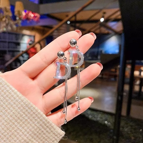 Holiday deal D letter Dangle Earring - Long Threader Earrings - Threader - Picture 4 of 5